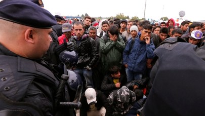 Chorwacja znosi częściowo blokadę przejścia granicznego z Serbią