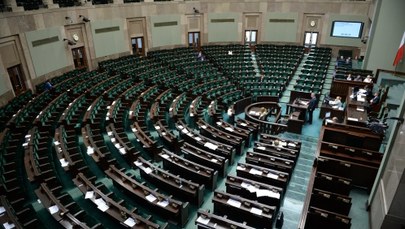 Sondaż IBRiS dla Onetu: Paweł Kukiz poza Sejmem 