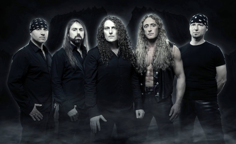 Symfoniczni metalowcy z włoskiej grupy Rhapsody Of Fire kończą nagrania nowej płyty. 