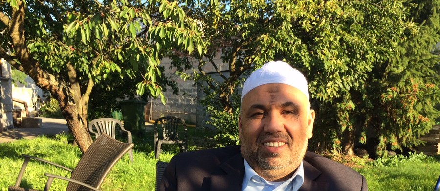 "Wystarczy, że ludzie wpadną w panikę. Upadnie parę osób na ziemię i nieszczęście gotowe" - tak Hani Hraish, imam społeczności muzułmańskiej w Trójmieście komentuje wielką tragedię w Mekce. 717 osób zostało tam stratowanych na śmierć,  863 zostało rannych podczas dorocznej pielgrzymki. "Niech pan mi uwierzy, chyba nie ma innej imprezy na świecie, która jest bardziej zorganizowana niż pielgrzymka w Mekce. I podziwiam organizatorów. Tam jest dużo ludzi zaangażowanych do pomocy, wśród Saudyjczyków i nie tylko Saudyjczyków. Po prostu los tak chciał i zdarzają się wypadki" - stwierdza w rozmowie z naszym reporterem. I podkreśla: "My muzułmanie zawsze liczymy się ze śmiercią. Szczególnie na tej pielgrzymce".