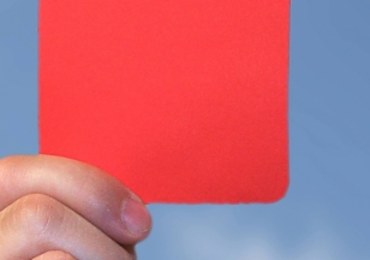 Zawodnikowi puściły nerwy i zaatakował sędziego. Jest kara