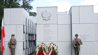 Odsłonili mauzoleum na Łączce. „Długo czekaliśmy na tę chwilę”