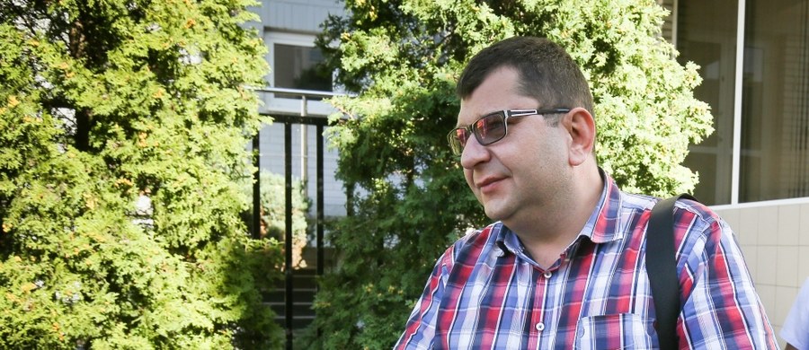 Zbigniew Stonoga nie będzie odbywał kary w więzieniu. Jak dowiedział się reporter RMF FM Krzysztof Zasada, warszawski sąd zdecydował, że wystarczy zastosować wobec niego dozór elektroniczny. 