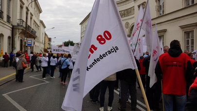 Protest przedstawicieli służb medycznych w Warszawie