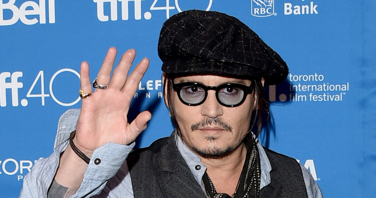 Johnny Depp został zmuszony do ponownego pokochania francuskiej Riwiery! Tak ironicznie nadsekwańskie media komentują fakt, że nikt nie chciał kupić za 23 miliony euro należącej do artysty XIX-wiecznej miejscowości na południu Francji, która została przekształcona w gigantyczną prywatną posiadłość.