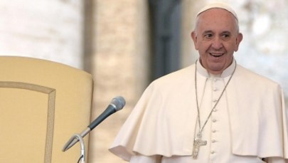 Papież spotkał się z byłą urzędniczką, która sprzeciwiła się ślubowi gejów