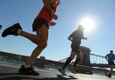 73-latek przebiegł już 98 maratonów. "Zapomniałem o bólu. Pozostała euforia"
