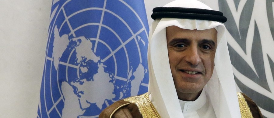 Minister spraw zagranicznych Arabii Saudyjskiej  Adil Ibn Ahmad ad-Dżubeiri ostrzegł w nowojorskiej siedzibie ONZ, że  prezydent Syrii Baszar el-Asad powinien ustąpić, albo zostanie usunięty siłą. Odrzucił również pomysł Rosji  utworzenia koalicji do walki z terroryzmem. 