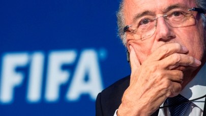 Afera FIFA: Sponsorzy chcą zmusić Blattera do odejścia
