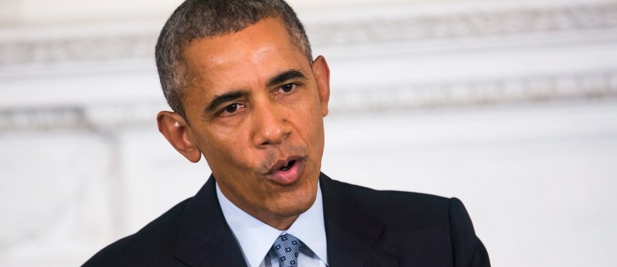 Prezydent Barack Obama ostrzegł Rosję, że jej naloty w celu wzmocnienia prezydenta Syrii "wepchną ją w bagno", z którego trudno się wydobyć. Zapewnił, że USA nie będą prowadzić zastępczej wojny z Rosją w Syrii i dalej będą atakować Państwo Islamskie.