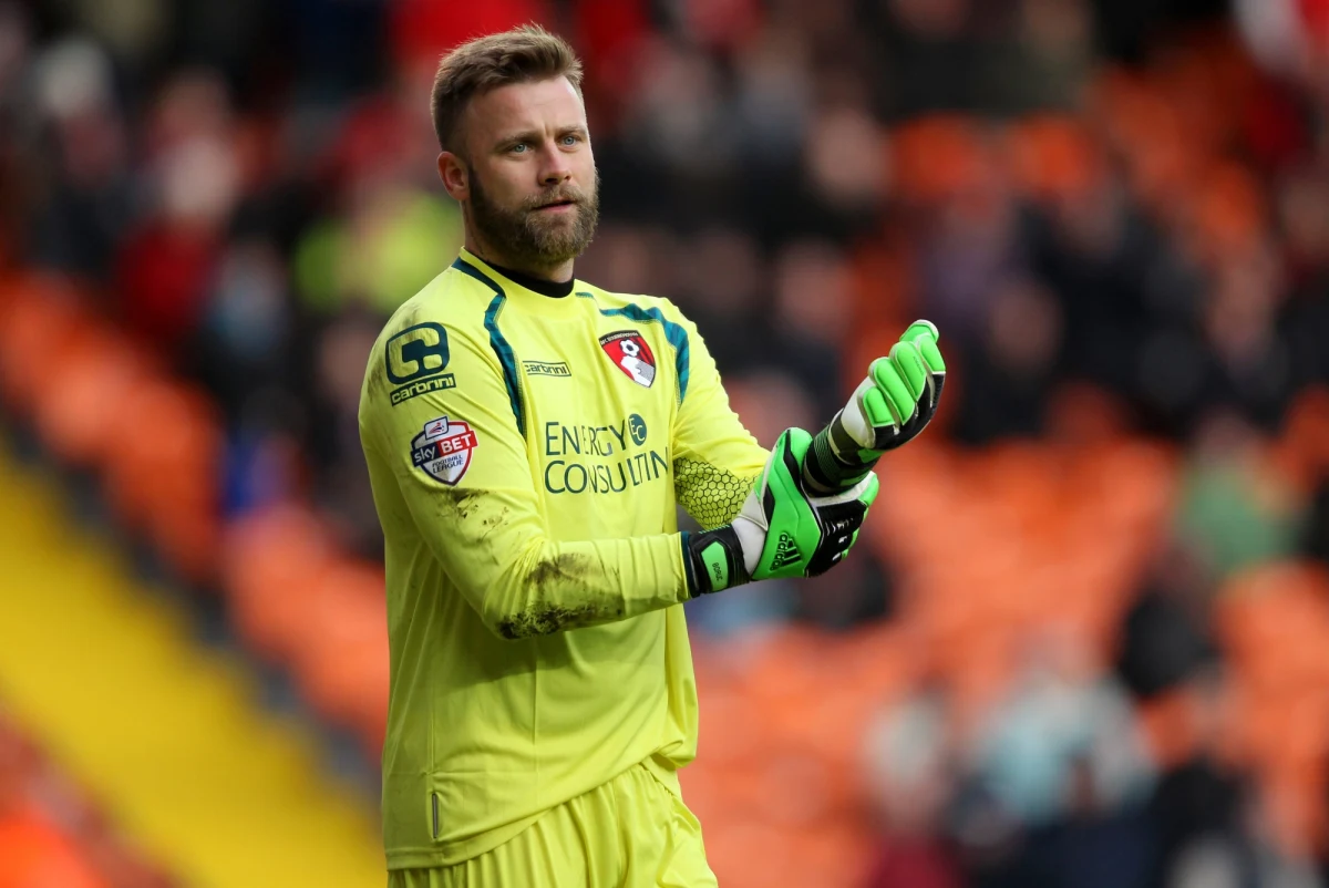 Artur Boruc popełnił fatalny błąd w spotkaniu Bournemouth z Watford, a jego drużyna zremisowała 1-1. 