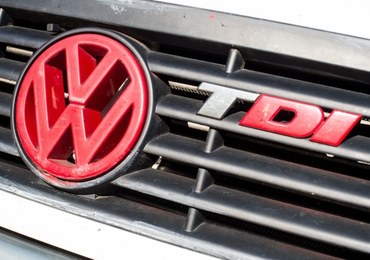 Volkswagen "systematycznie oszukiwał klientów i władze"