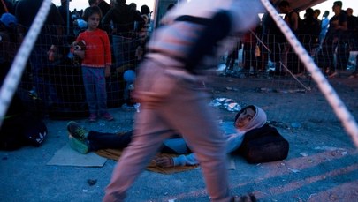 Antyimigrancki protest zakazany w Calais. Przysłano policyjne posiłki