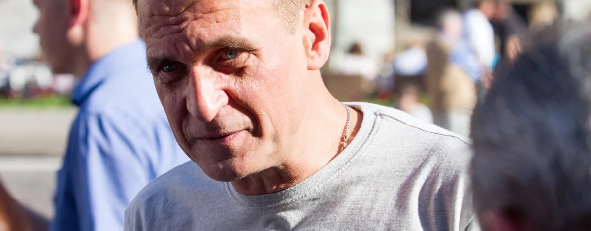 Gdyby wybory odbyły się w minioną niedzielę, wygrałoby je Prawo i Sprawiedliwość z 34-proc. poparciem – wynika z sondażu IBRiS dla "Rzeczpospolitej". Jak podkreśla dziennik, w Sejmie znalazłoby się aż sześć z ośmiu startujących komitetów.