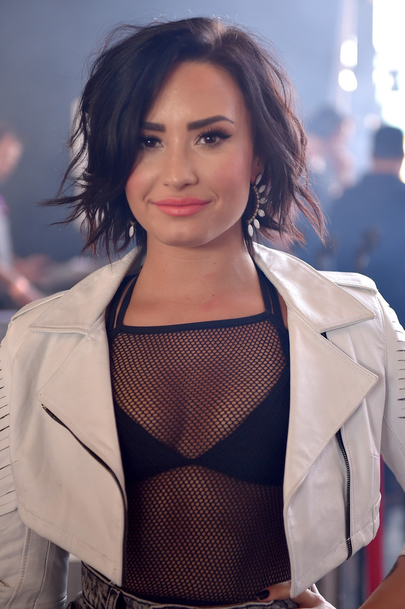 Demi Lovato była gościem telewizyjnego programu informacyjnego, w którym wypowiedziała się na temat osób cierpiących na choroby psychiczne. Amerykańska wokalistka wyznała również, że sama zmaga się z zaburzeniami afektywnymi dwubiegunowymi. 