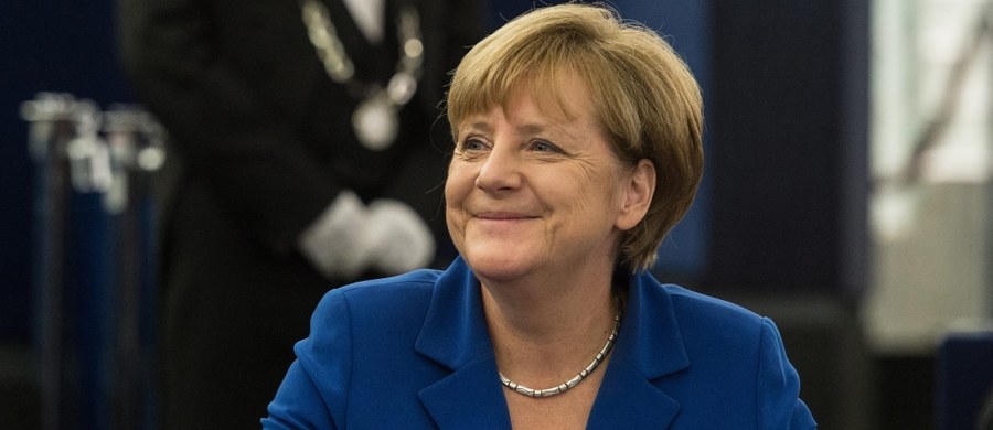 Kanclerz Niemiec Angela Merkel ma największe szanse na zdobycie Pokojowej Nagrody Nobla - wynika z zakładów obstawianych przez klientów brytyjskiej firmy bukmacherskiej Ladbrokes. Jeżeli wyróżnienie trafi właśnie do niej, za każdego postawionego funta obstawiający wygra dwa.