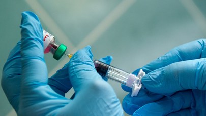 Pielęgniarka użyła podczas szczepienia tej samej strzykawki. 67 osób musiało mieć testy na HIV