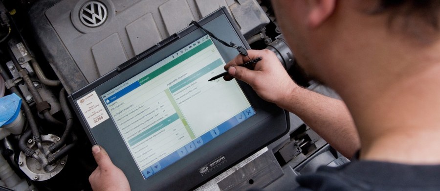 Prokuratura weszła do budynków Volkswagena. W Wolfsburgu śledczy zabezpieczają dokumenty dotyczące oprogramowania, które fałszowało pomiary spalin w silnikach diesla