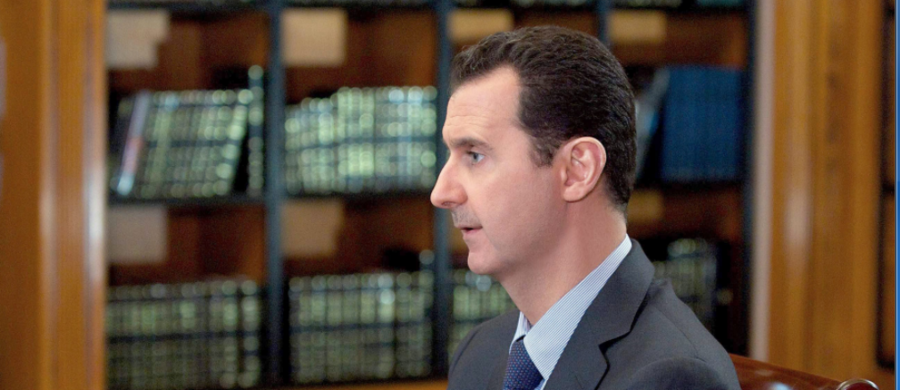 Trwały pokój w Syrii jest niemożliwy pod obecnym kierownictwem tego kraju - ocenili ministrowie spraw zagranicznych Unii Europejskiej, przyznając jednak, że prezydent Baszar el-Asad może odgrywać rolę w doprowadzeniu do rozmów pokojowych. Wykluczono współpracę z Damaszkiem w walce z Państwem Islamskim.