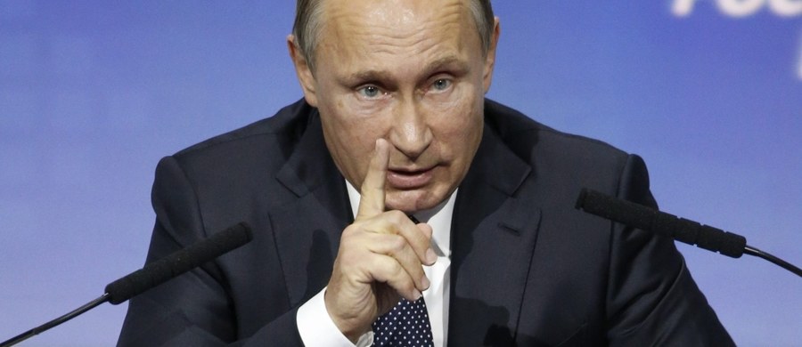Prezydent Władimir Putin zasugerował, żeby MFW udzielił Ukrainie kredytu w wys. 3 mld USD dla spłaty zadłużenia z tytułu obligacji wykupionych przez Rosję w 2013 r. Polecił też Ministerstwu Finansów, aby kontynuowało dialog z Kijowem ws. spłaty długu.