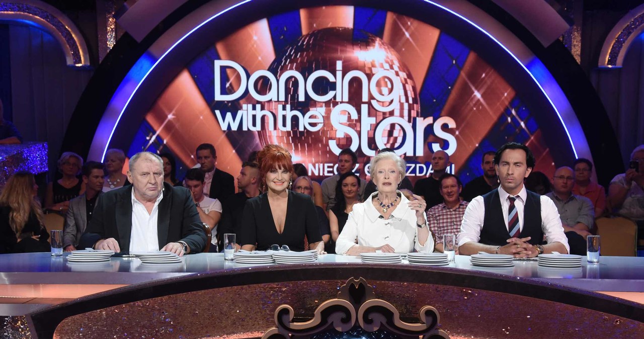 ​Za nami półmetek "Dancing with the Stars. Tańca z Gwiazdami", za miesiąc wszystko będzie jasne i dowiemy się, kto wzniesie w geście zwycięstwa Kryształową Kulę. Zdaniem jurorów, taneczne show to najbardziej nieprzewidywalny program, w którym wskazywanie faworytów jest jak gra w rosyjską ruletkę. 