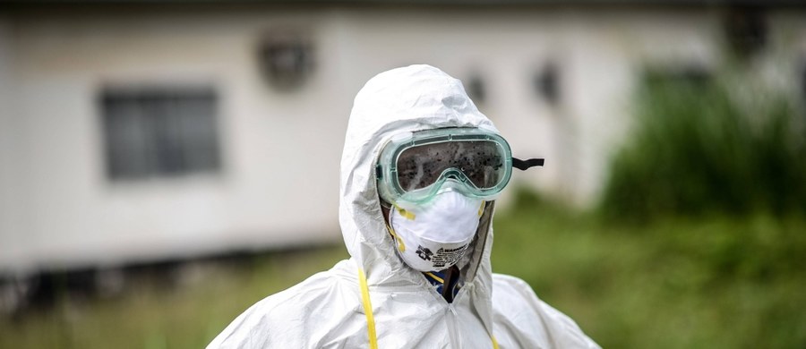 Dwie osoby zachorowały w Gwinei na wywołaną przez wirus Ebola gorączkę krwotoczną. To dwa nowe potwierdzone przypadki tej choroby w Afryce Zachodniej po dwutygodniowej przerwie - informuje Światowa Organizacja Zdrowia (WHO).