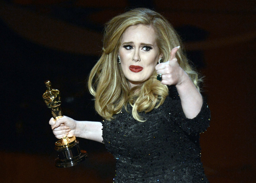 W sieci pojawiła się tajemnicza reklama, w której słychać głos Adele. Internauci obstawiają, że to zapowiedź nowego singla i wyczekiwanego albumu. 
