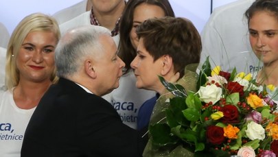 "Liberation": Populistyczna partia braci Kaczyńskich pokonała PO