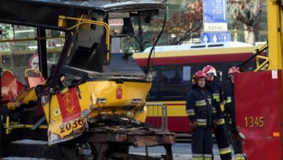 Warszawa: Zderzenie tramwajów. Kilkanaście osób rannych