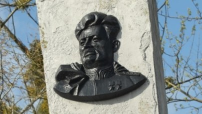 Rosjanie chcą wykupić pomnik sowieckiego generała za... pszenicę