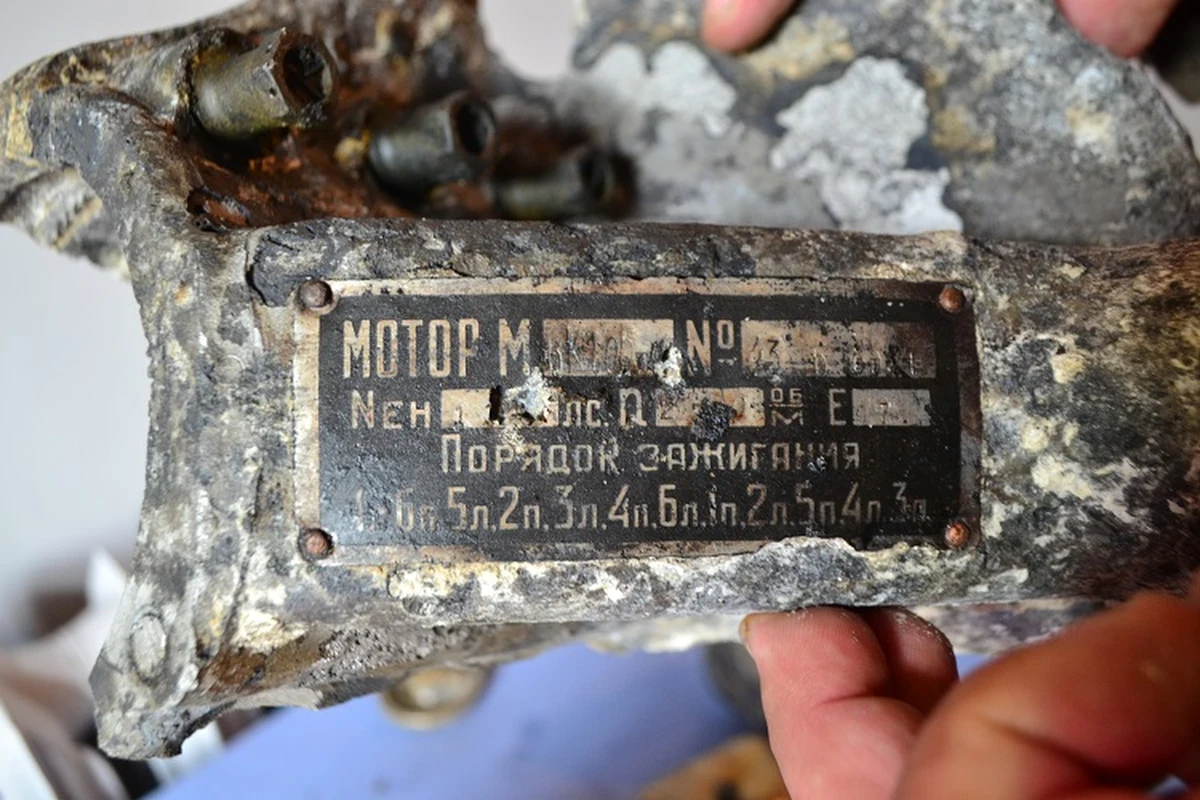 Pilot lejtnant Ewstawfij Nikołajewicz Czułowski, strzelec i radiooperator starszy sierżant Jakow Konstantynowicz Polkin oraz nawigator lejtnant Iwan Iljicz Żywotowski - to załoga radzieckiego samolotu Pe-2 z okresu II wojny światowej, który w sierpniu wydobyto z rozlewisk Bzury pod Wyszogrodem na Mazowszu. Tożsamość lotników udało się ustalić dzięki historykom z Rosji. Znana jest już także data zestrzelenia maszyny. Doszło do tego 18 stycznia 1945 roku.