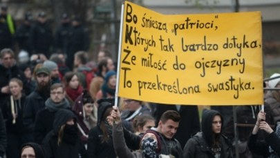 Warszawa: Dwa tysiące osób demonstrowało przeciw faszyzmowi i ksenofobii 