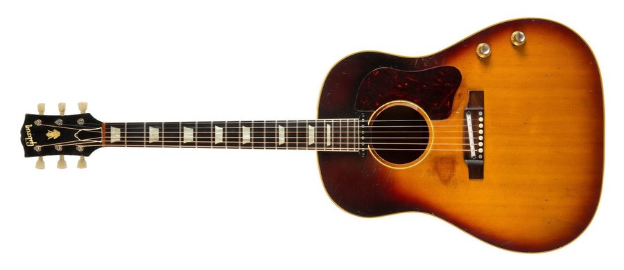 Za 2,4 miliona dolarów sprzedano na aukcji w Beverly Hills w Kalifornii zaginioną ponad pół wieku temu gitarę Johna Lennona. To największa suma, jaką do tej pory zapłacono za tego rodzaju instrument.
