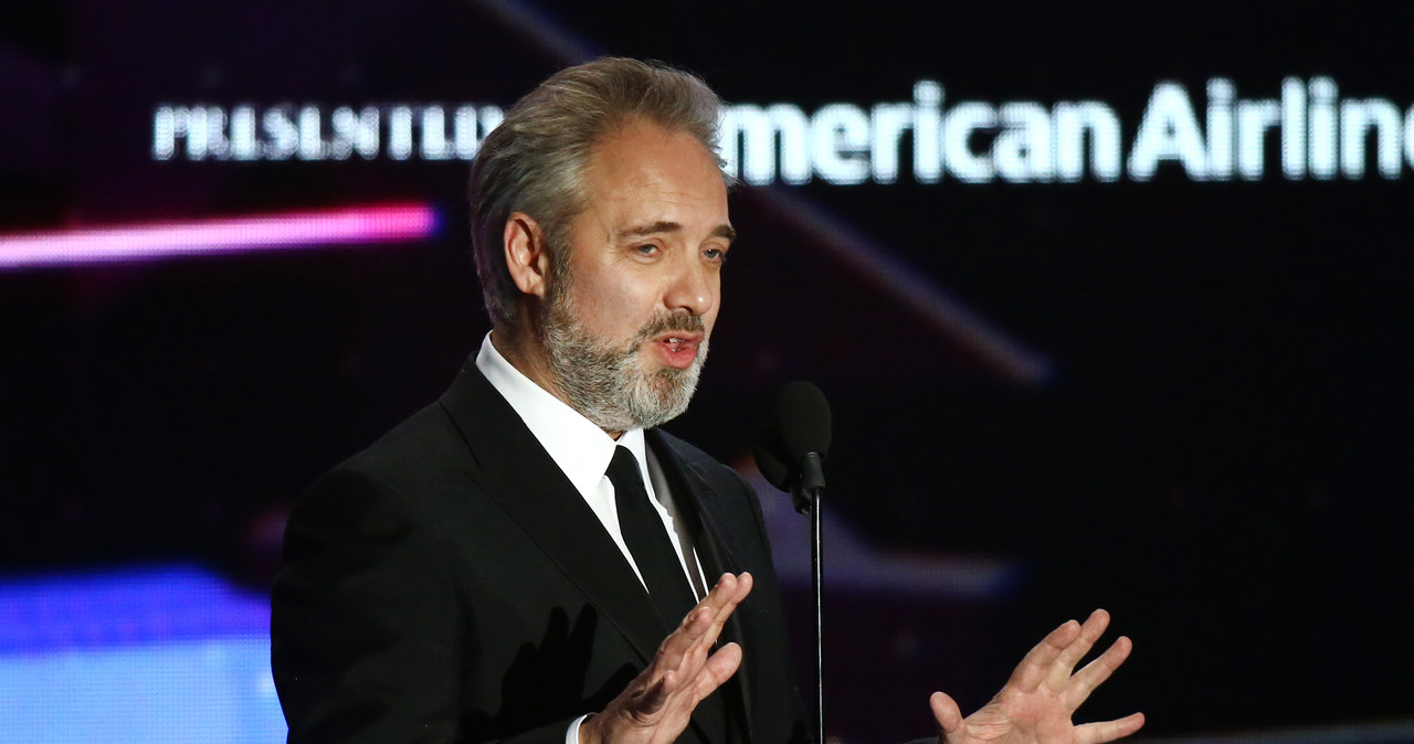 Przy okazji premiery najnowszego filmu o przygodach Agenta Jej Królewskiej Mości, reżyser Sam Mendes zdradził, dlaczego postanowił podjąć się jego realizacji. Wskazał także, z których poprzednich odsłon serii o Jamesie Bondzie czerpał inspirację.