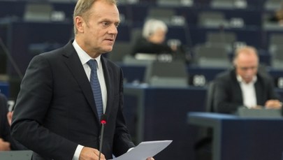 Tusk wzywa Niemcy do objęcia przywództwa w kryzysie migracyjnym