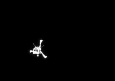Zobacz, jak Philae potykał się o kometę