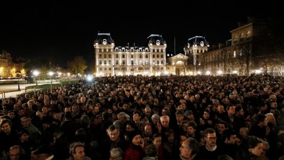 Paryż sparaliżowany fałszywymi alarmami 