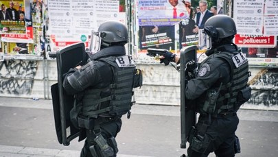 Po zamachach w Paryżu zwolniono 7 z 8 zatrzymanych osób w Saint-Denis
