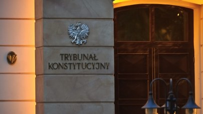 Klub PiS złożył projekty uchwał o stwierdzeniu braku mocy prawnej wyboru sędziów TK
