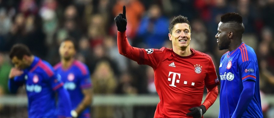 "Nie zajmuję się spekulacjami, tylko skupiam się na swojej pracy" - tak Robert Lewandowski komentuje kolejne plotki o możliwym transferze do Realu Madryt. Z napastnikiem Bayernu w Monachium spotkał się dziennikarz sportowy RMF FM Kacper Merk. 