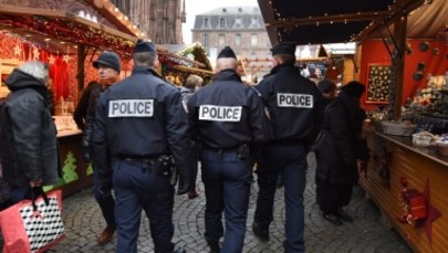 Po zamachach w Paryżu: Sklepy wycofują ze sprzedaży zabawkowe karabiny czy pistolety