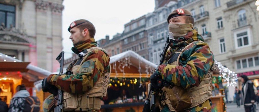 Belgijski sąd postawił zarzut terroryzmu osobie zatrzymanej w czwartek w Belgii. Tym samym do sześciu wzrosła liczba osób aresztowanych w tym kraju w związku z zamachami terrorystycznymi w Paryżu.