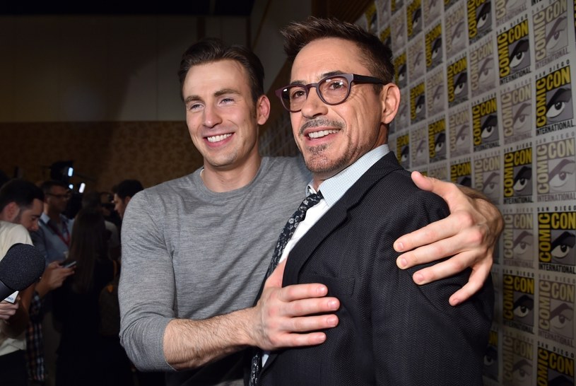 Czy Robert Downey Jr. i Chris Evans pojawią się w nowym "Spider-Manie"? Fani wyciągnęli takie wnioski po niejednoznacznej wypowiedzi jednego z aktorów w programie "Jimmy Kimmel Live".