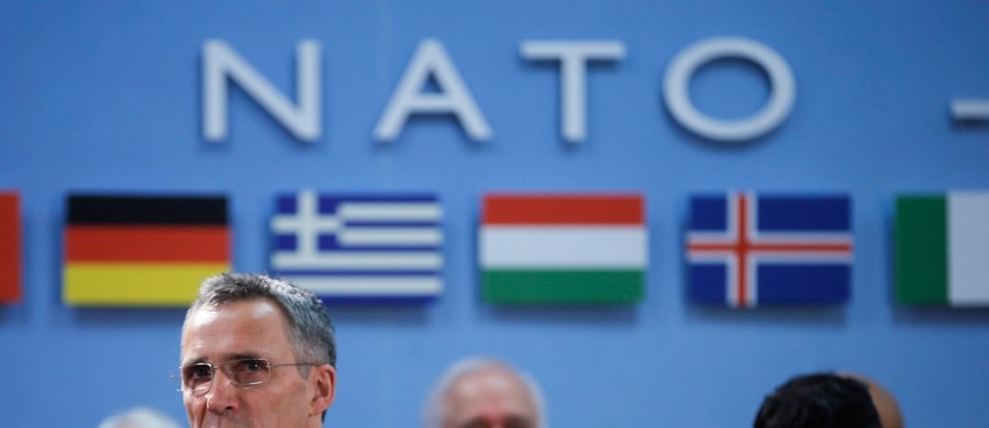 Sekretarz generalny NATO Jens Stoltenberg poinformował, że szefowie dyplomacji krajów NATO zgodzili się zaprosić Czarnogórę do Sojuszu. Kraj ma zostać 29. członkiem NATO.