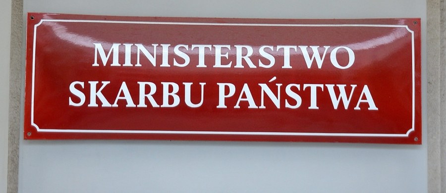 Minister skarbu Dawid Jackiewicz odwołał z rady nadzorczej spółki Tauron Polska Energia czterech członków i powołał czterech nowych. Informację przekazała przed południem spółka. 