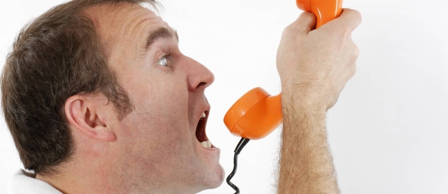 Archiwum Państwowe w Opolu wydało słownik śląskich wyzwisk, obelg i wyrażeń obraźliwych. Zebrano w nim ok. 1,1 tys. haseł, takich jak "chachar" - czyli człowiek pozbawiony zasad moralnych, "zgnitek" - czyli ktoś leniwy i "mlihuba" czyli kobieta "mieląca gębą".