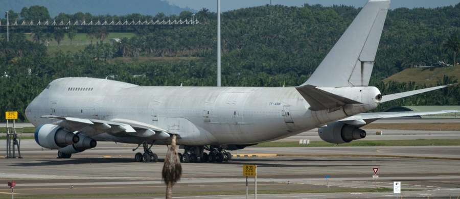 Malezyjski operator portów lotniczych MAHB pilnie poszukuje właścicieli trzech bezpańskich Boeingów 747-200 pozostawionych w międzynarodowym porcie lotniczym w Kuala Lumpur.