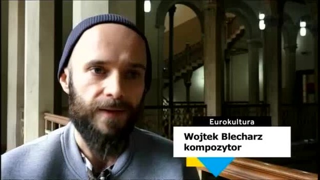 Polski kompozytor, Wojciech Blecharz, zachwycił niemiecką publiczność podczas swojego występu w ramach Festiwalu Muzyki Współczesnej w Berlinie. Elektroakustyczny spektakl to niesamowita uczta, nie tylko dla fanów wyszukanych dzięków. Właściwie trudno stwierdzić, czy to jeszcze muzyka, czy już teatr. 


Wojciech Blecharz to artysta zagadkowy i zaskakujący. Po latach spędzonych w San Diego przeniósł się do Berlina – europejskiej mekki muzyków. W swoich utworach łączy osobiste motyw z oryginalnym, niekonwencjonalnym brzmieniem. – Dla mnie bardzo ważny jest koncept, który stoi za utworem, jakaś historia, która go nasyca. Nie interesuje mnie komponowanie utworów, składających się jedynie z abstrakcyjnych procesów dźwiękowych – zdradza kompozytor.  


Niemiecka publiczność była zachwycona, ale muzyczna podróż Wojciecha Blecharza w Berlinie dopiero się zaczyna. 
