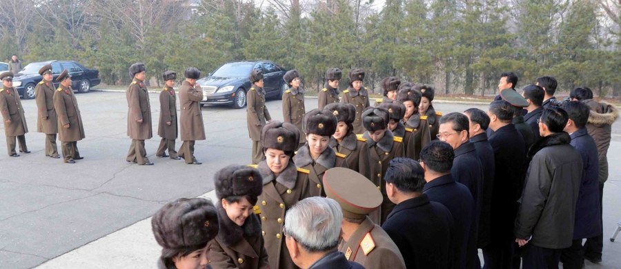 Przywódca Korei Północnej Kim Dzong Un poinformował, że jego kraj dysponuje bombą wodorową. To - jak zauważa AFP - oznaczałoby potwierdzenie znaczącego postępu, jeśli chodzi o rozwój północnokoreańskiego programu nuklearnego.
