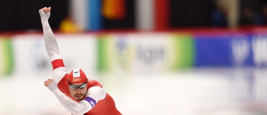 Artur Waś zajął w Heerenveen 13. miejsce w niedzielnym wyścigu na 500 m Pucharu Świata w łyżwiarstwie szybkim. Uzyskał wynik 35,18 s i był o ponad pół sekundy wolniejszy od zwycięzcy - Rosjanina Rusłana Muraszowa.